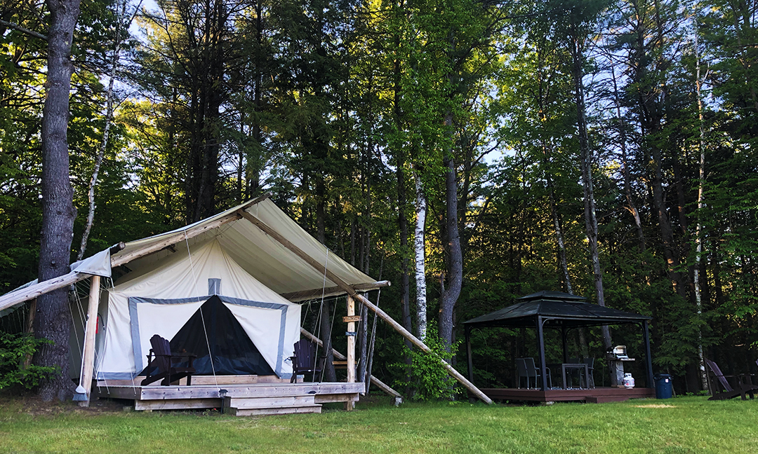 Willow Rush Safari tent and set up at Whispering Springs in Grafton 